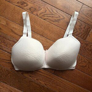 Royce Lingerie Skyla Wirefree‎ Comfort Full Cup Bra Sz 36F Nude Adjustable Plus